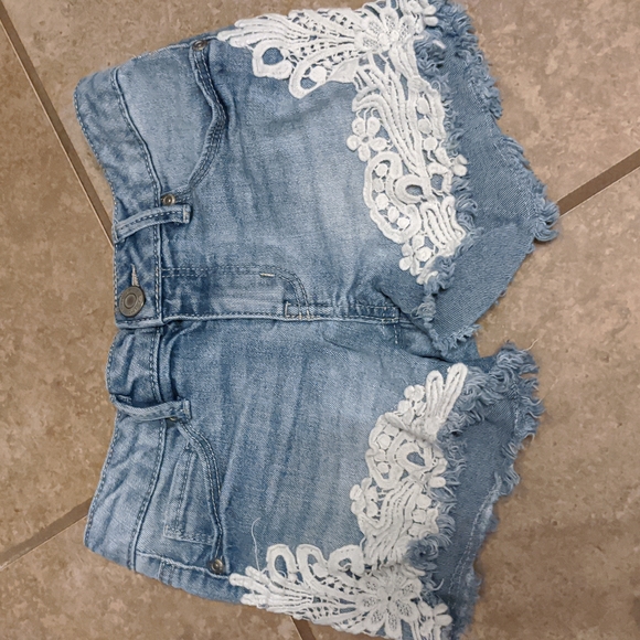 Mudd Other - 🐻 Mudd Girls Shorts Size 10